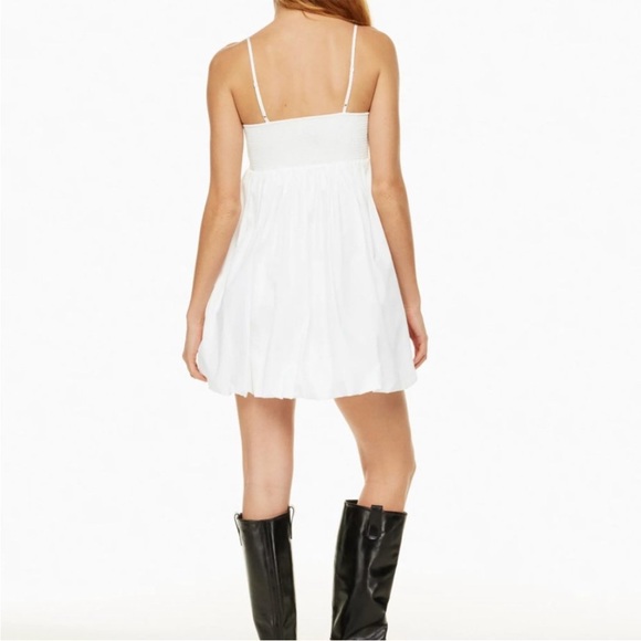 ◾️Aritzia Sunday Best Strapless Elio Poplin Dress - Picture 3 of 10